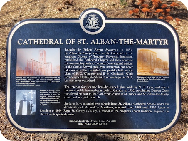 Plaque Photo